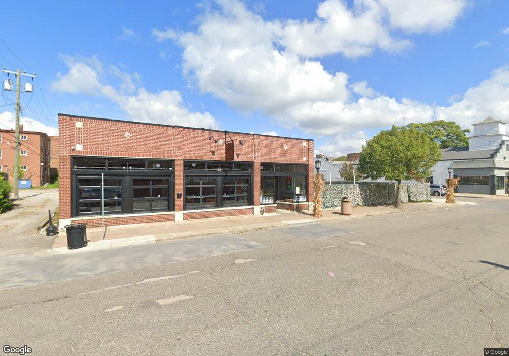 1401 Wayburn St, Grosse Pointe Park, MI 48230 - photo 1