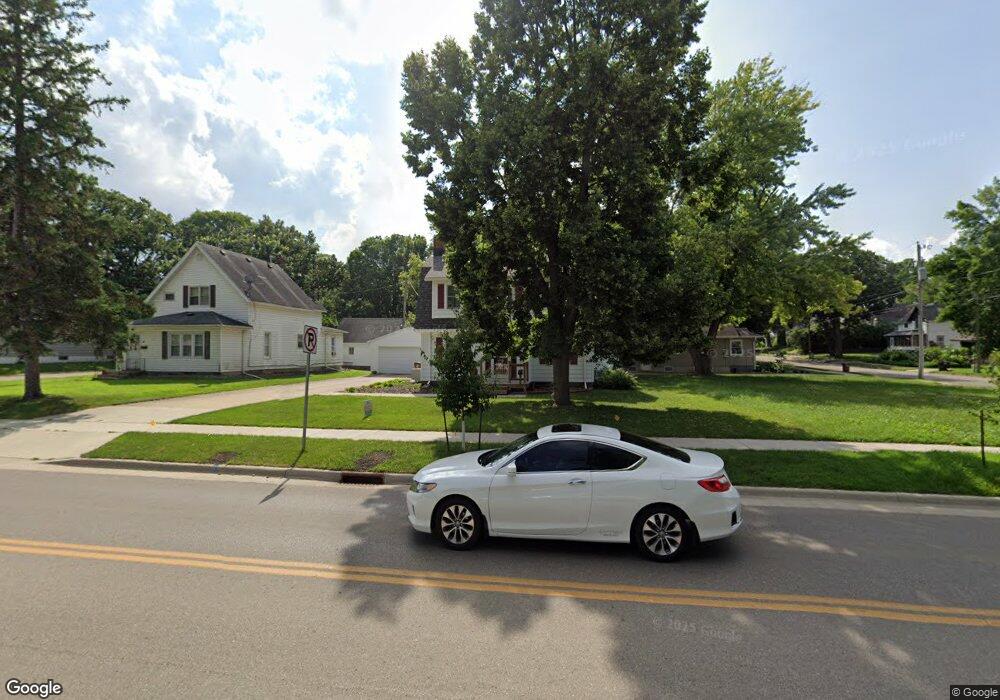 813 Bridge Ave, Albert Lea, MN 56007 - photo 1