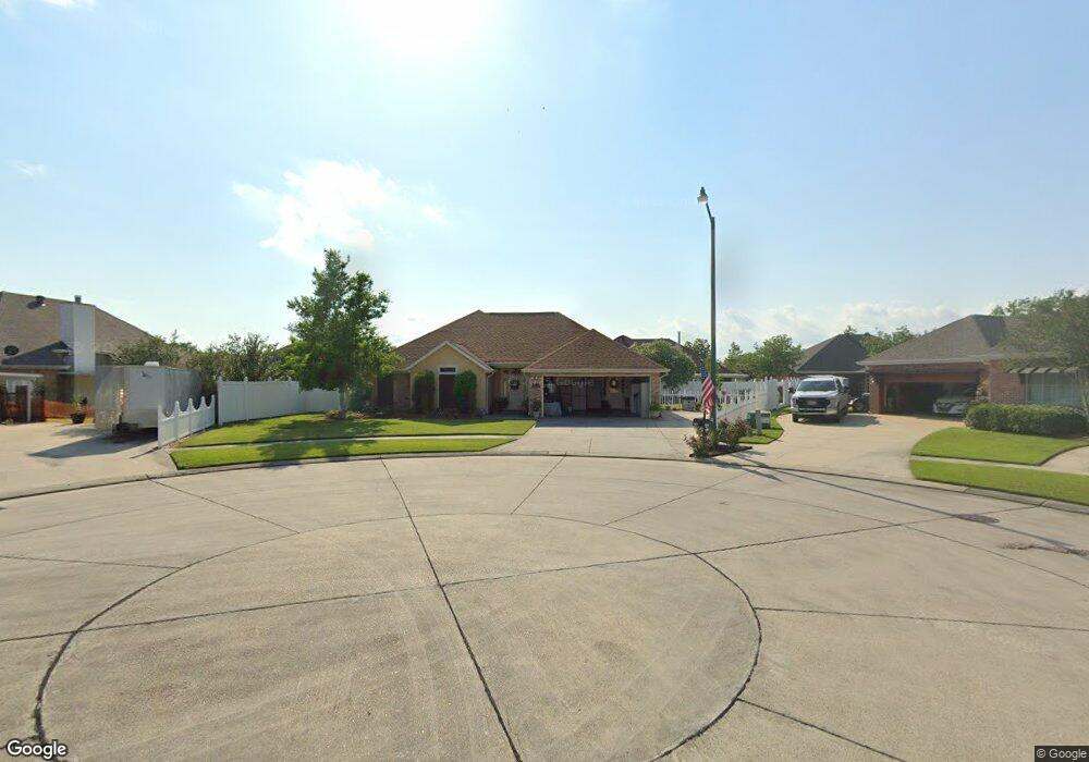 105 Caley Dr, Houma, LA 70360 - photo 1