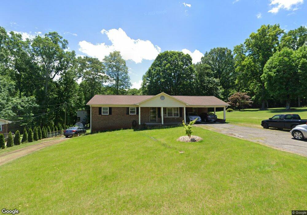 239 W Debbie Ln, Statesville, NC 28625 - photo 1