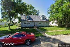 204 E 3rd St, Hanska, MN 56041