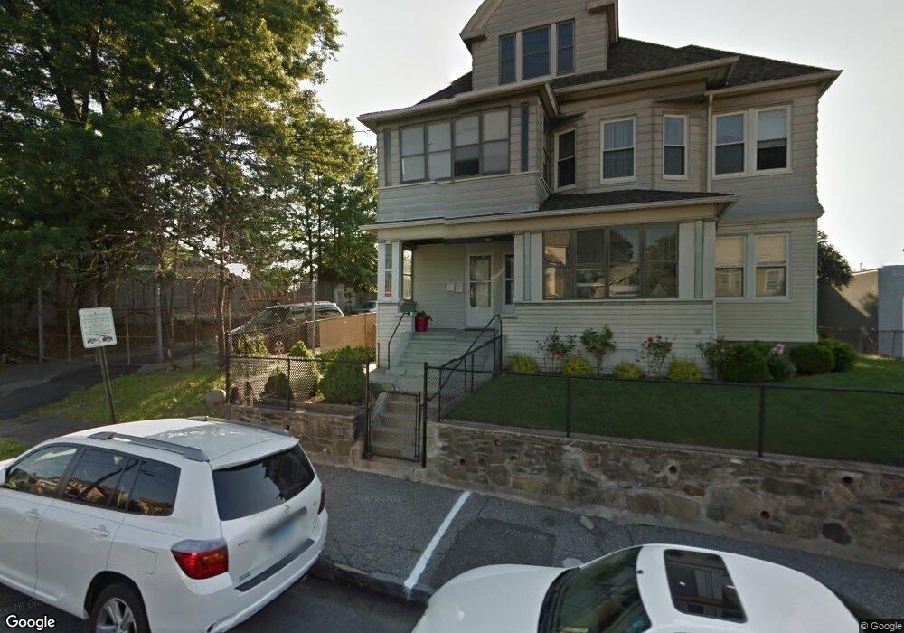 1422 Kossuth St unit 2, Bridgeport, CT 06608 - photo 1