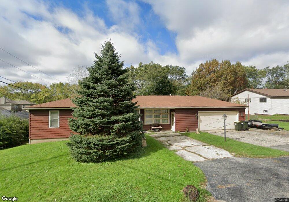 503 Huron Trail, Lake In the Hills, IL 60156 - photo 1