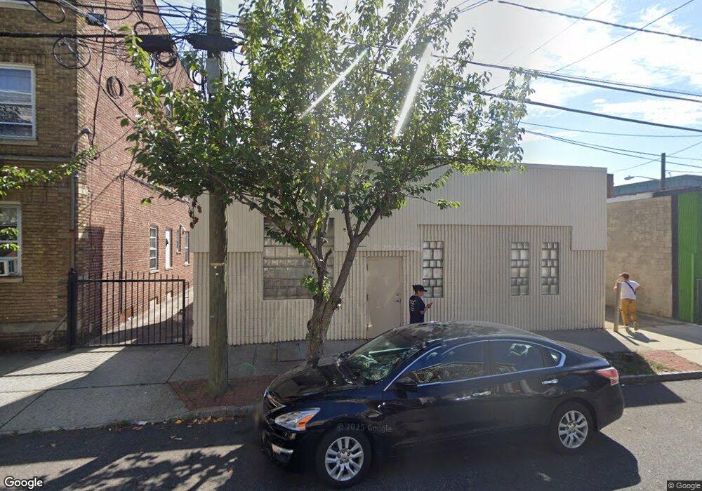 73 Pine St unit 3, Montclair, NJ 07042 - photo 1