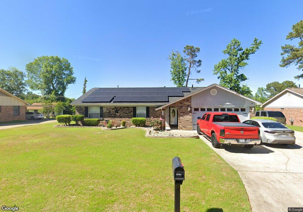 451 E Greenfield Dr, Wake Village, TX 75501 - photo 1