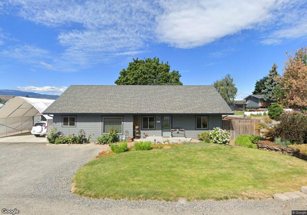 220 N Nile Ave, East Wenatchee, WA 98802 - photo 1