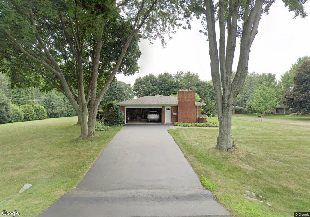 956 S Reading Rd, Bloomfield Hills, MI 48304 - photo 1