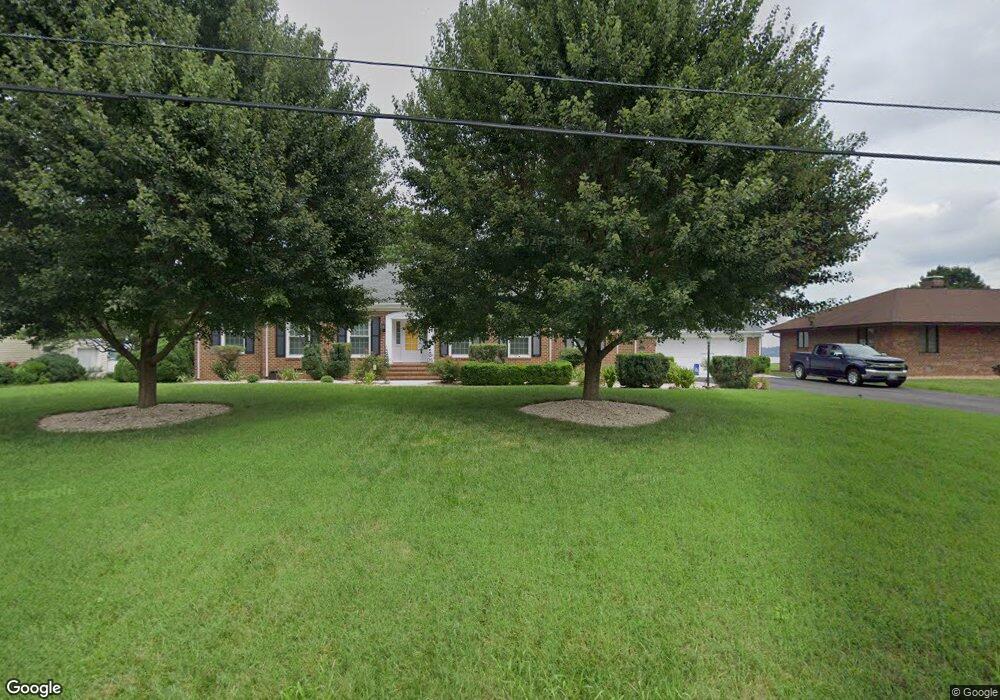 1301 Marl Bank Dr, Hopewell, VA 23860 - photo 1