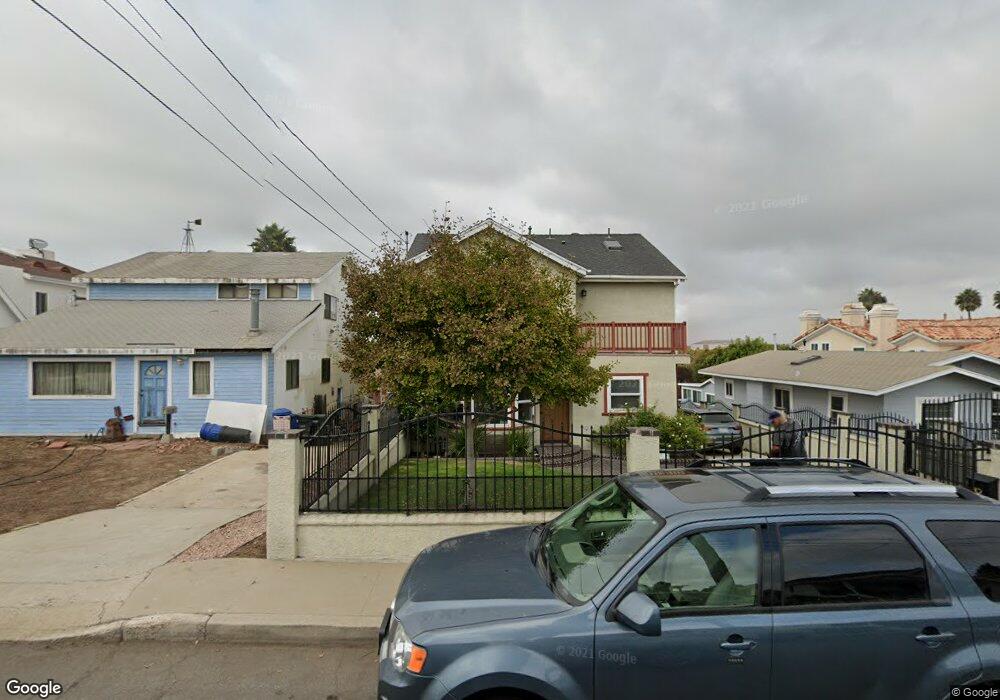 643 W Maple Ave, El Segundo, CA 90245 - photo 1