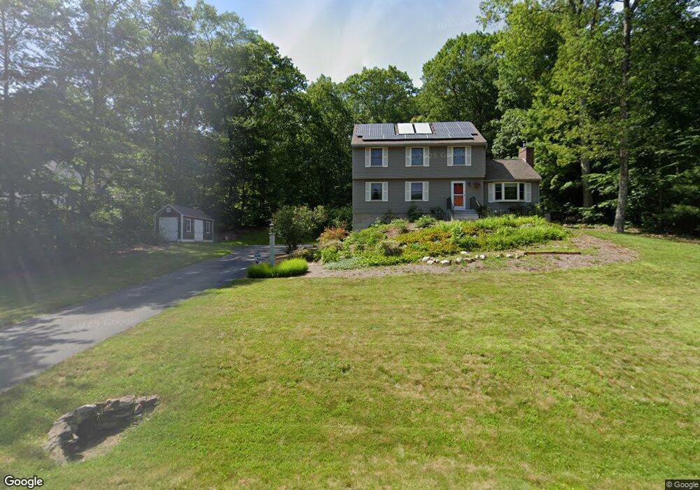 17 Erik St, MerriMacK, NH 03054 - photo 1