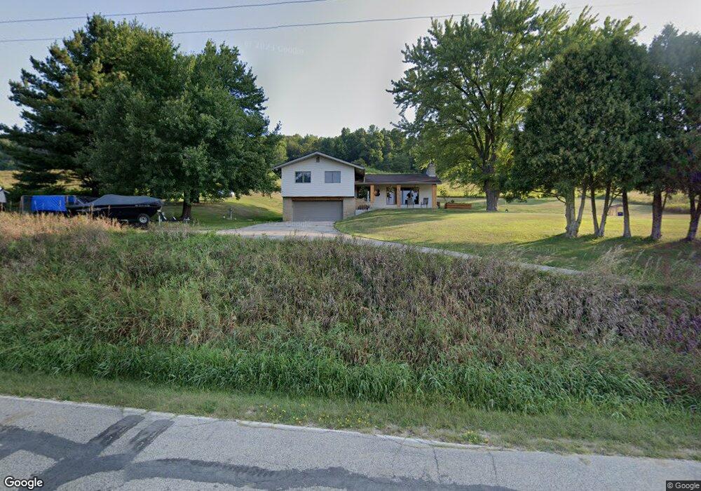 45728 County Road 101, Dakota, MN 55925 - photo 1