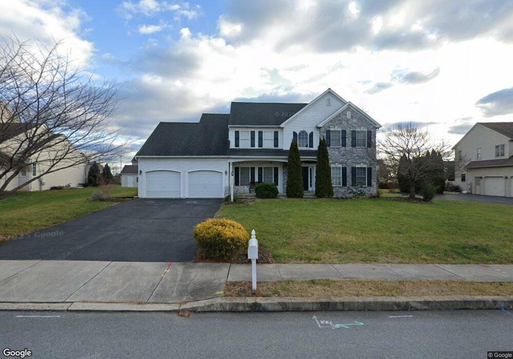 24 Sarah Ln, Mount Joy, PA 17552 - photo 1