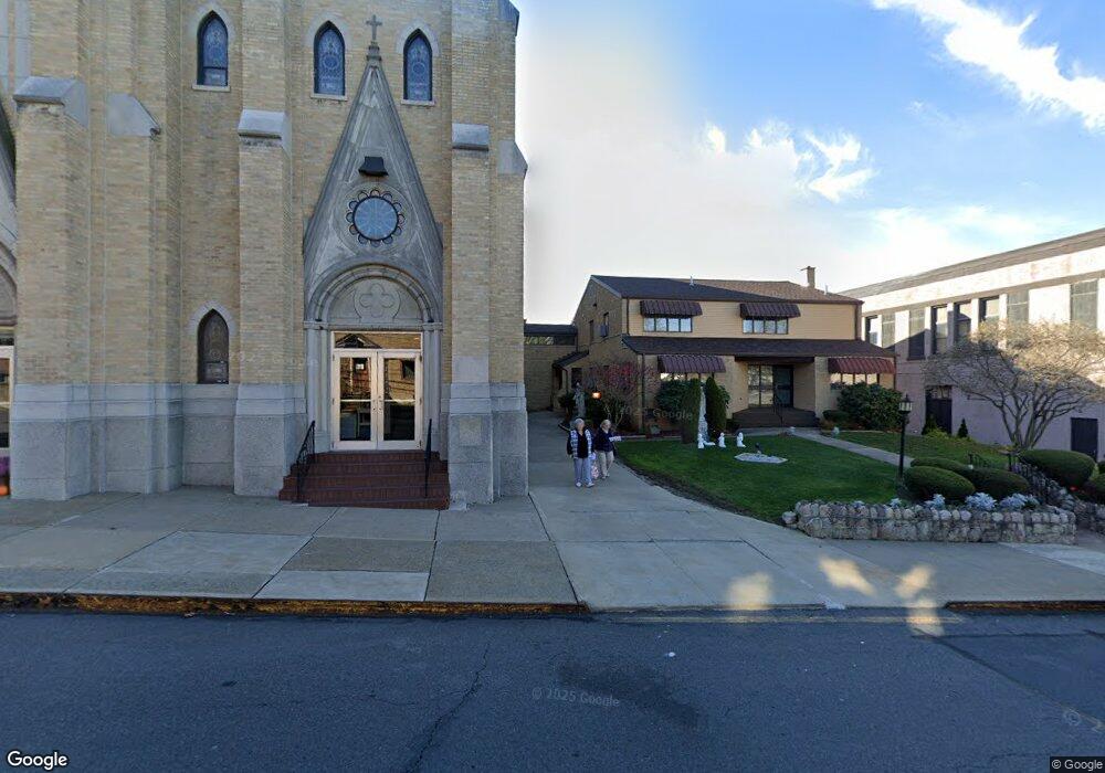 100 W Ridge St unit 102, Nanticoke, PA 18634 - photo 1