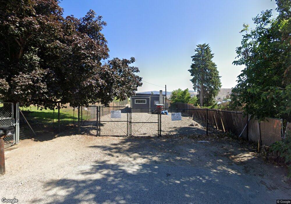 1011 N Denis Ct, East Wenatchee, WA 98802 - photo 1