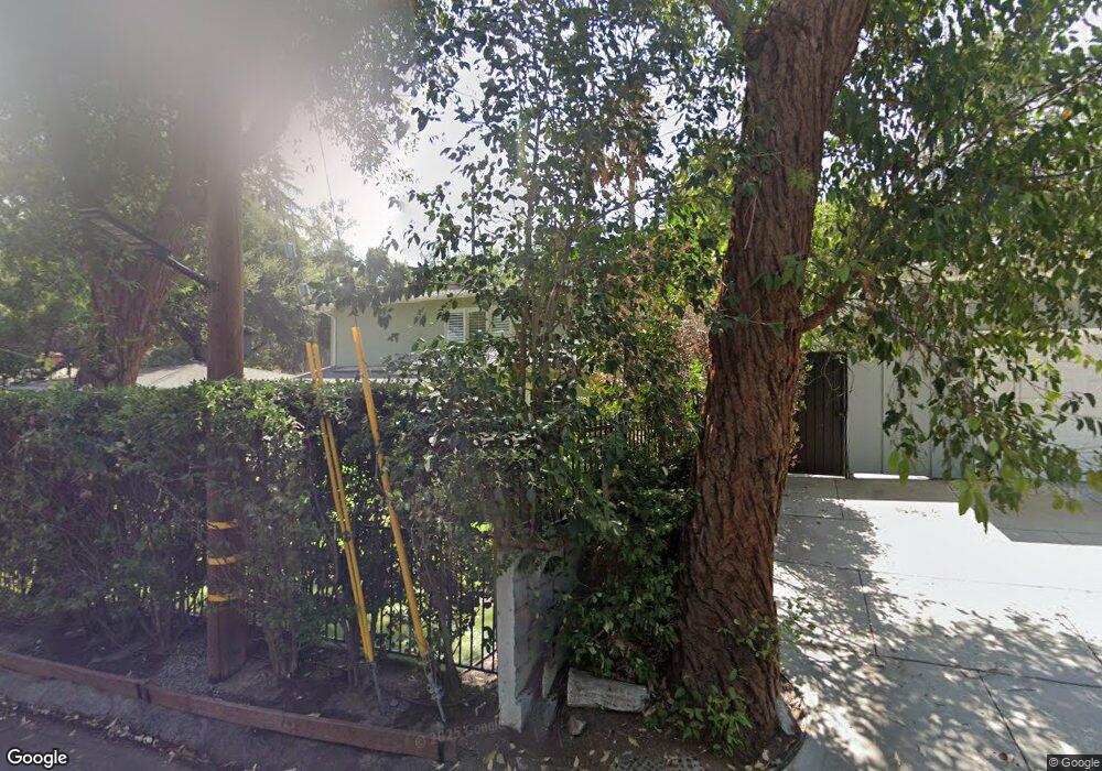 21436 Arcos Dr, Woodland Hills, CA 91364 - photo 1