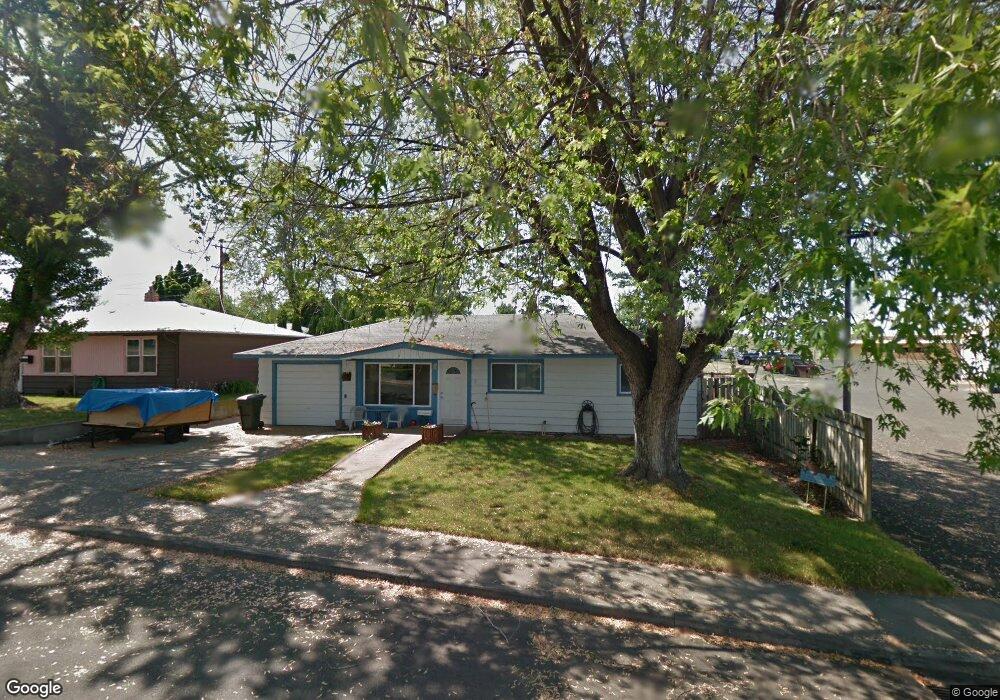 2442 SW Nye Ave, Pendleton, OR 97801 - photo 1