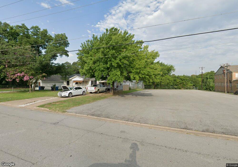 1517 S Rusk Ave, Denison, TX 75020 - photo 1