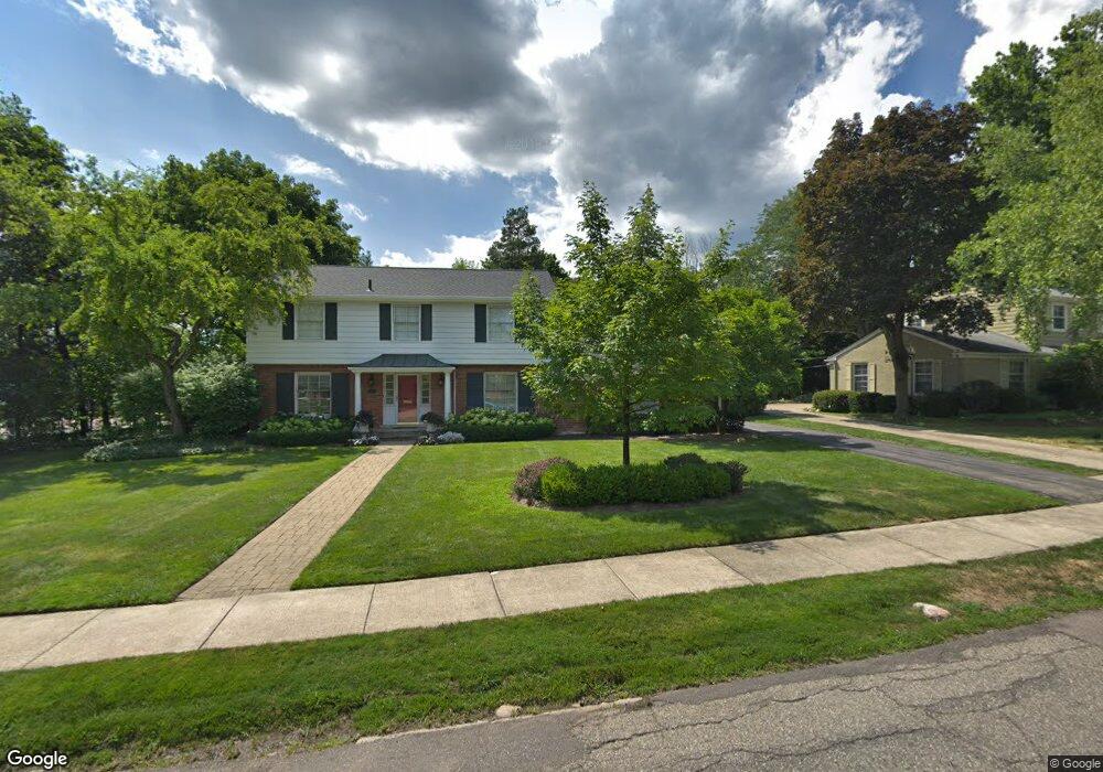 111 Overhill Rd, Bloomfield Hills, MI 48301 - photo 1