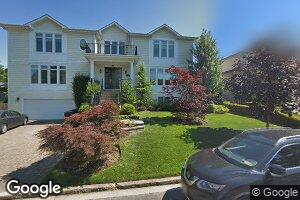 173 Harborview N, Lawrence, NY 11559