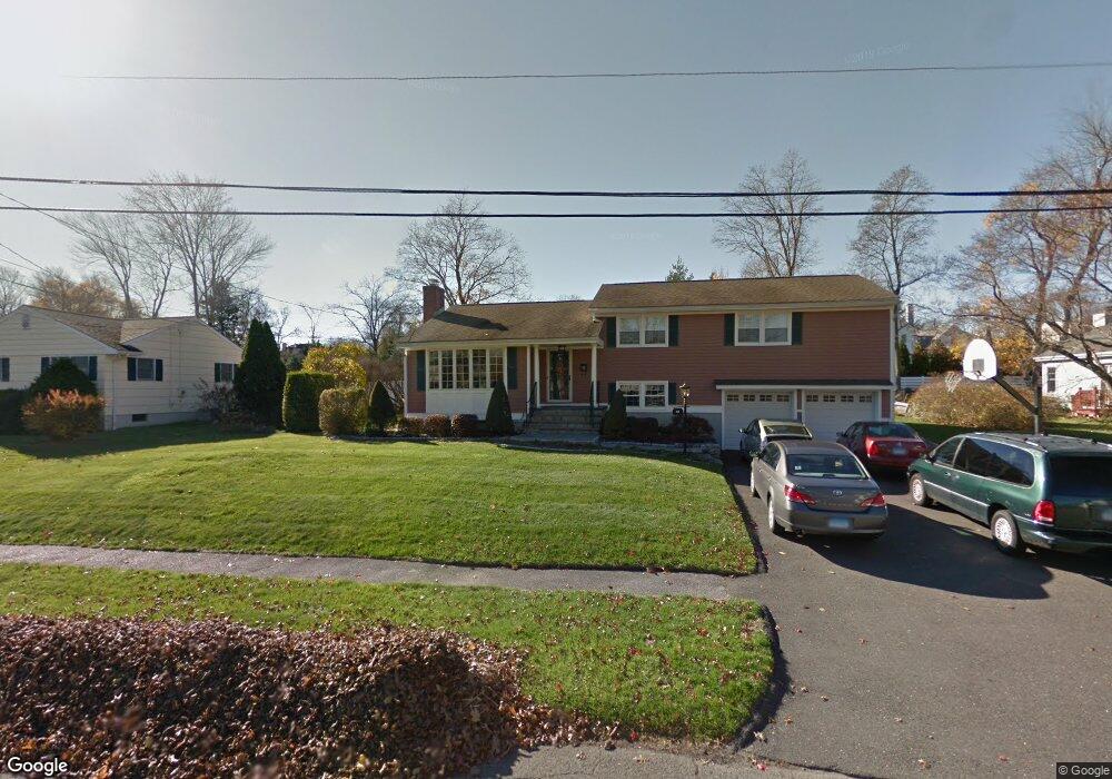 44 Field Crest Rd, New Canaan, CT 06840 - photo 1