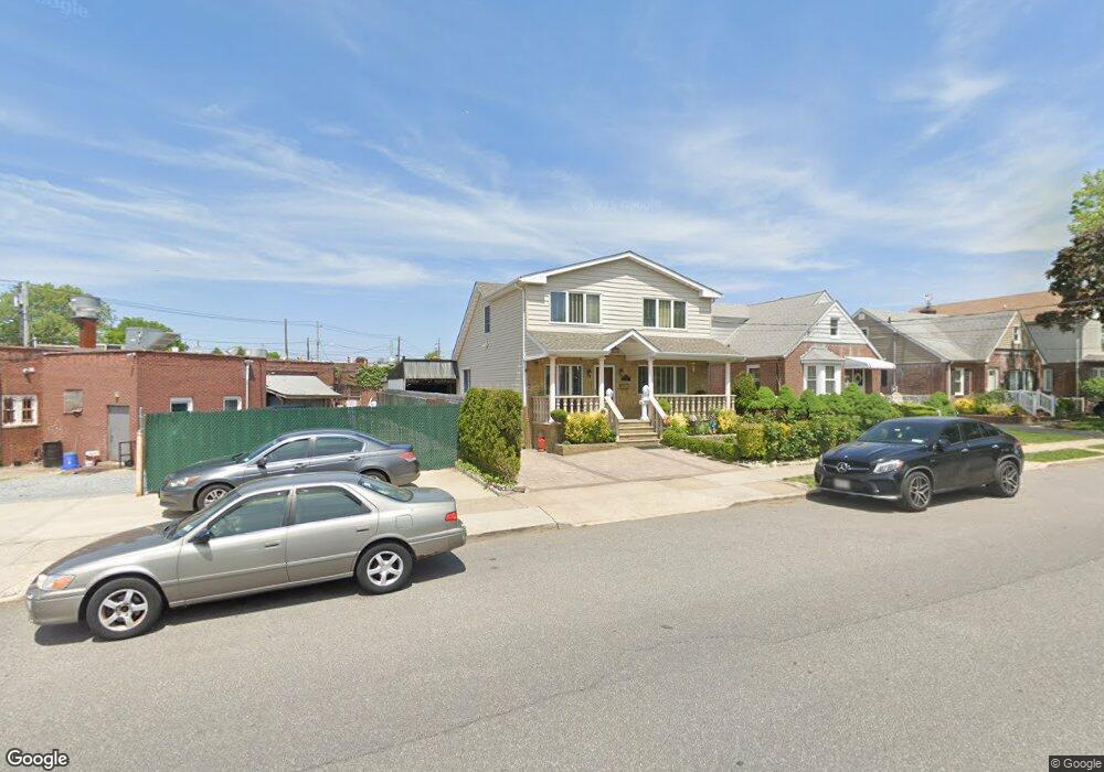 1010 Fenworth Blvd, Franklin Square, NY 11010 - photo 1