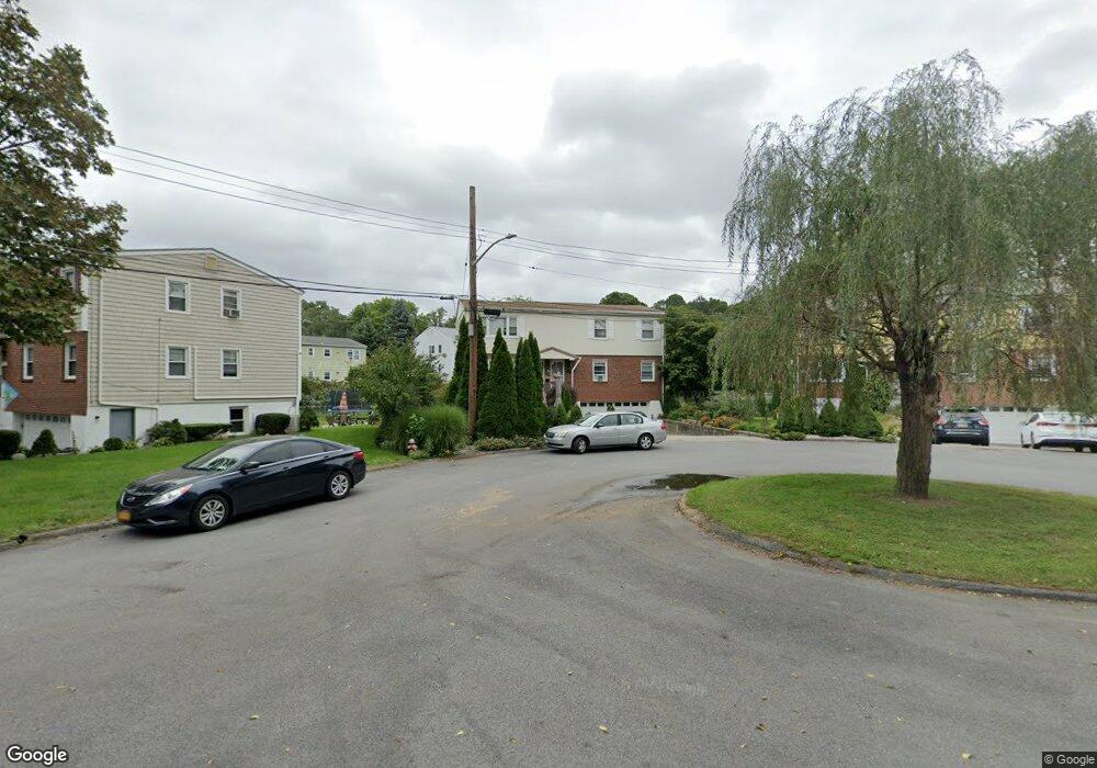 10 Grand Blvd, Valhalla, NY 10595 - photo 1