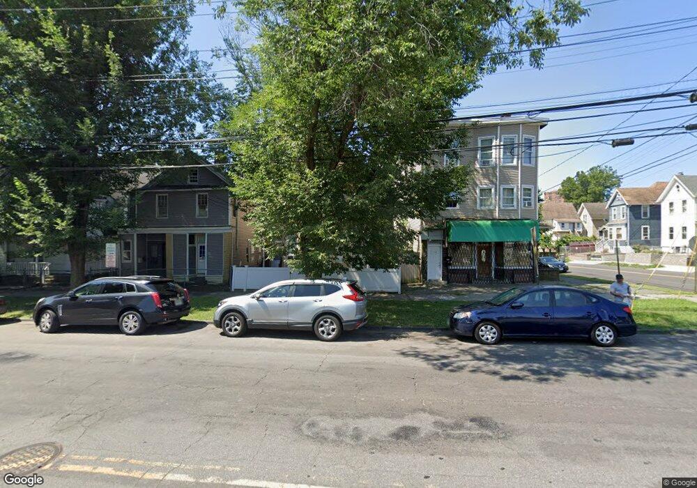 1409 Park Ave unit 3 FL, Bridgeport, CT 06604 - photo 1