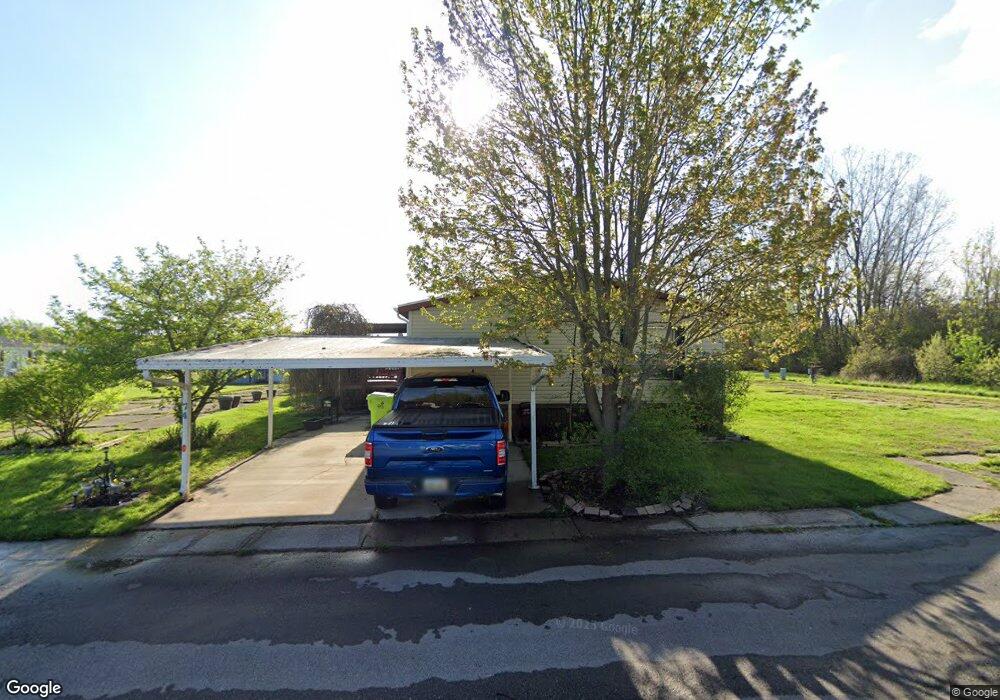 74 Feather Ct, Flint, MI 48507 - photo 1