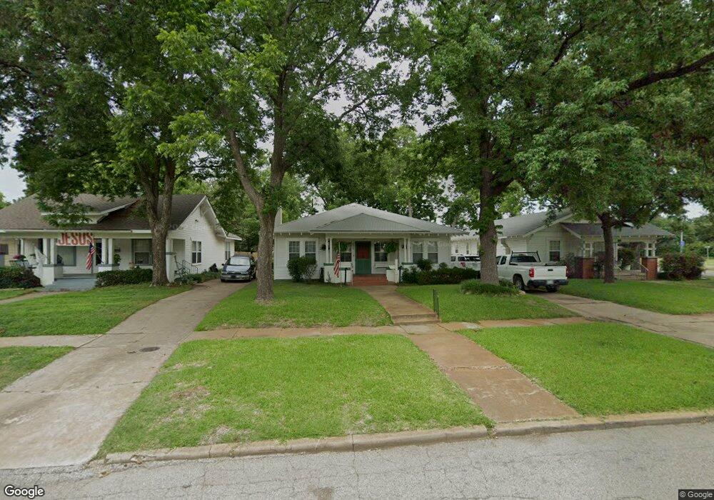 1215 Bixby St, Ardmore, OK 73401 - photo 1