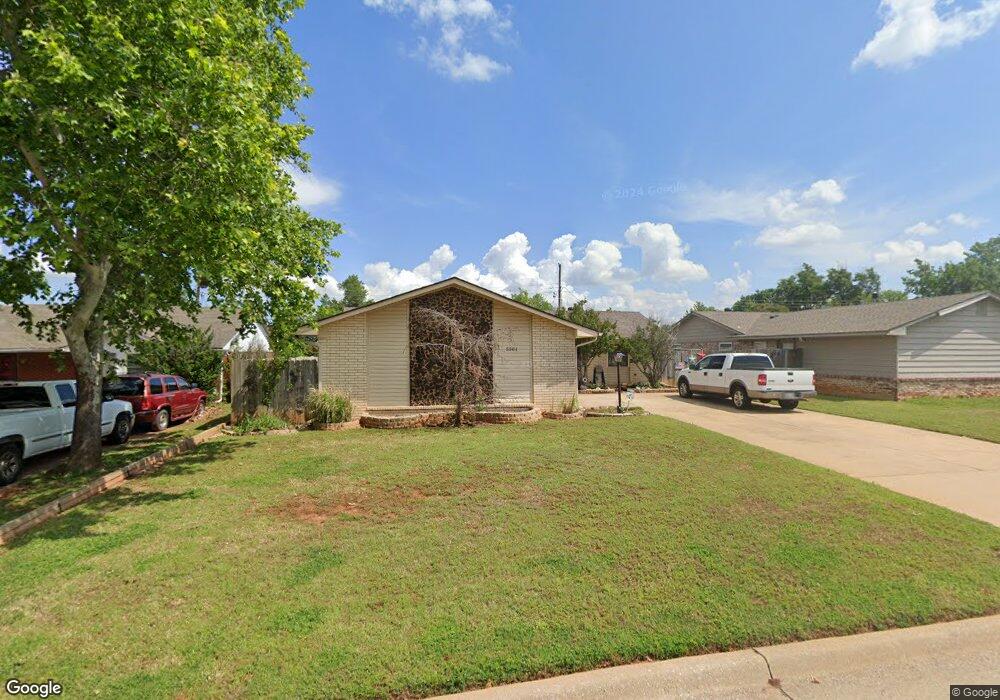 5501 NW 65th St, Warr Acres, OK 73132 - photo 1