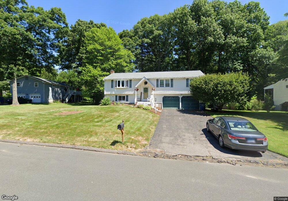 6 Mohawk Cir, Windsor, CT 06095 - photo 1