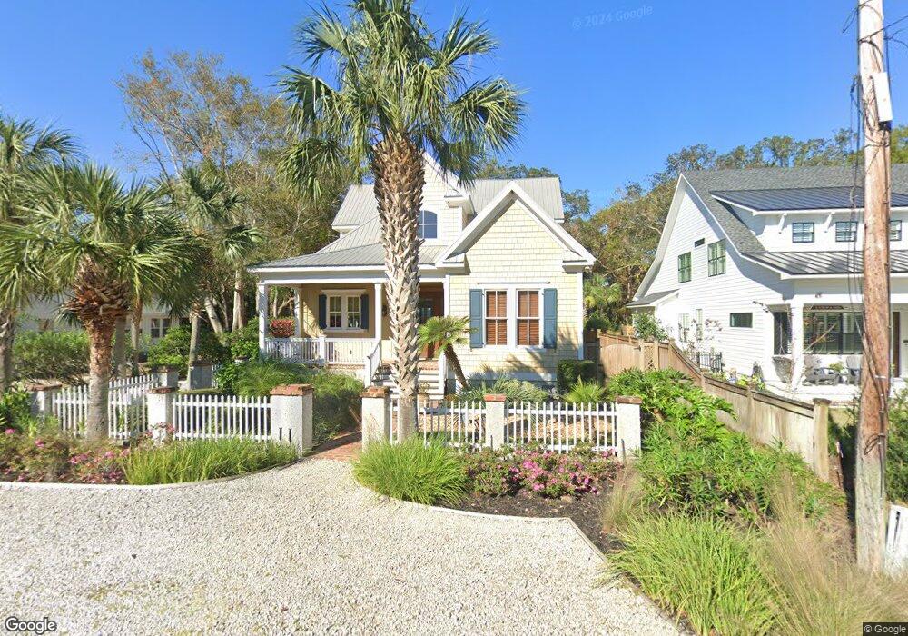 303 Kelsall Ave, Saint Simons Island, GA 31522 - photo 1