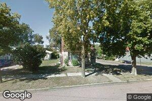 213 N Merrill St, Chamberlain, SD 57325