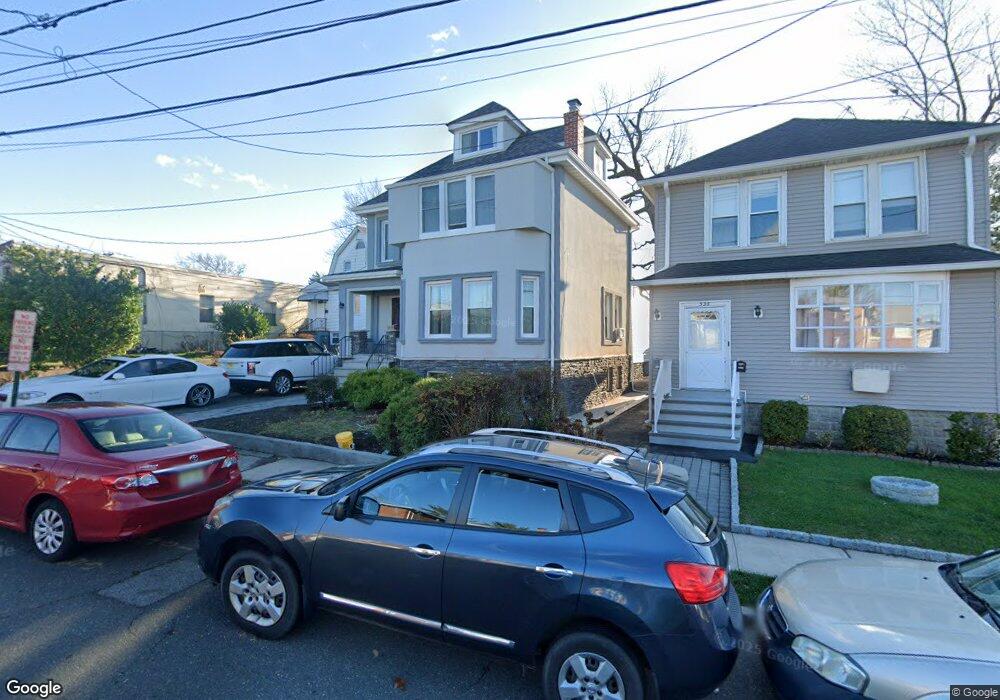 534 Ray Ave, Ridgefield, NJ 07657 - photo 1