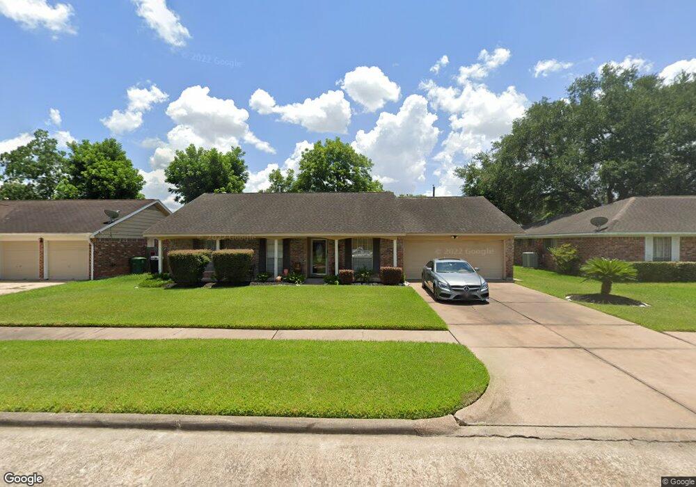 8310 Gulfwood Ln, Houston, TX 77075 - photo 1