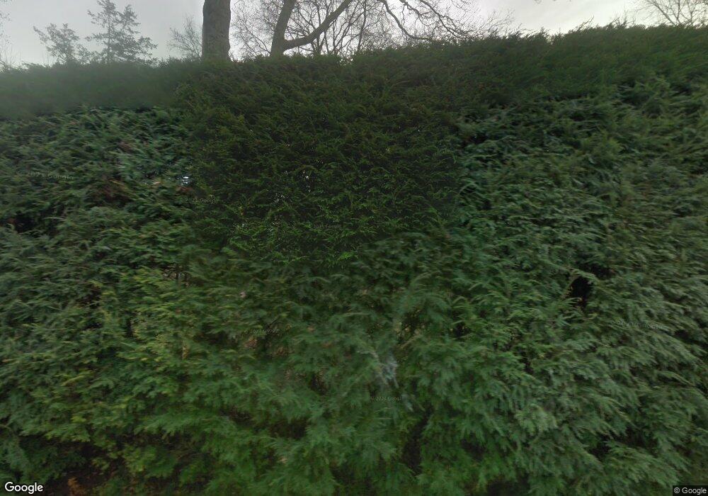 7 Appletree Ln, Norwalk, CT 06850 - photo 1