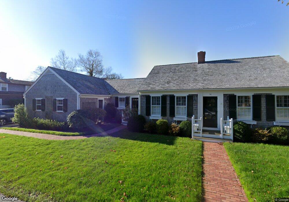 14 Pierce Ln, Edgartown, MA 02539 - photo 1