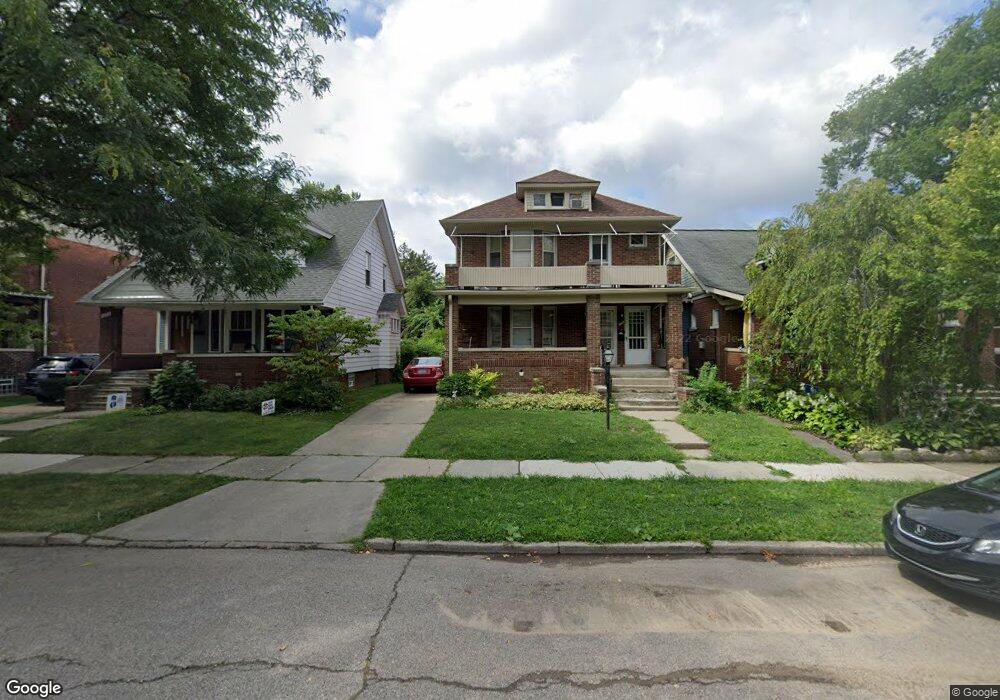 1093 Beaconsfield Ave unit 95, Grosse Pointe Park, MI 48230 - photo 1