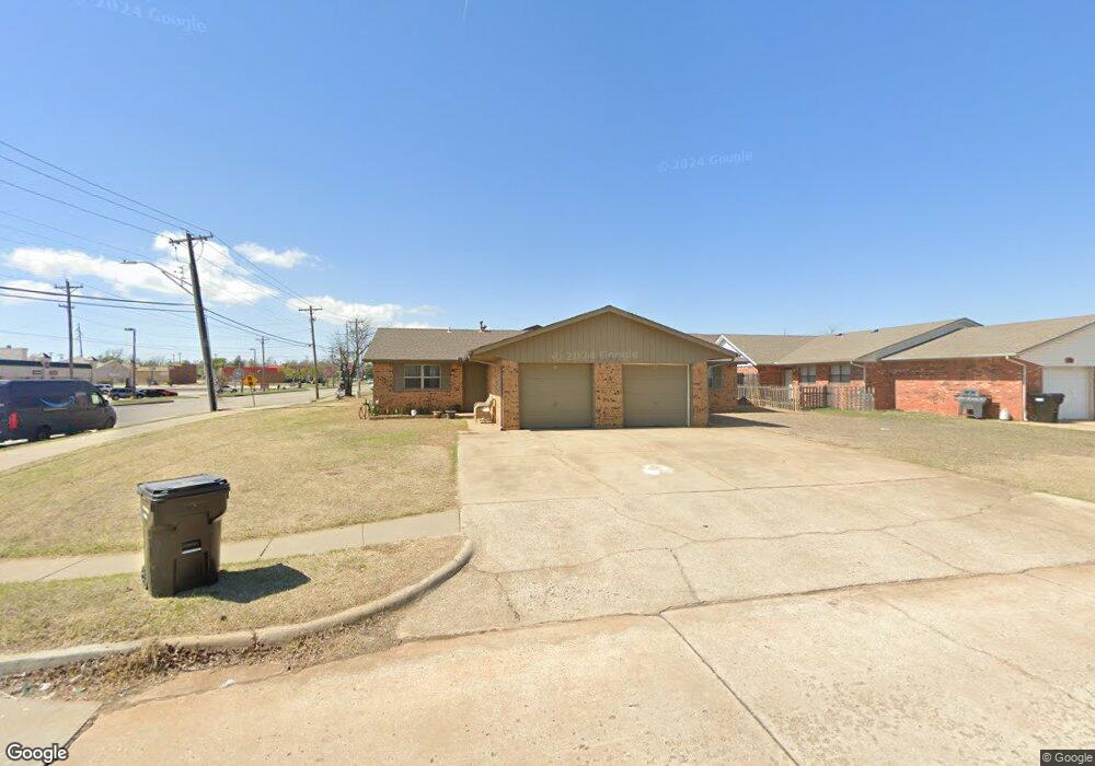 1301 Sequoyah St unit 1303, Moore, OK 73160 - photo 1