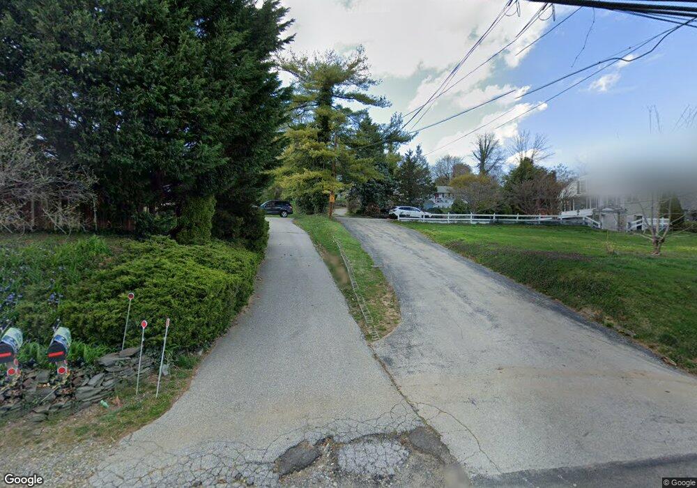 1225 Rebel Hill Rd, Conshohocken, PA 19428 - photo 1