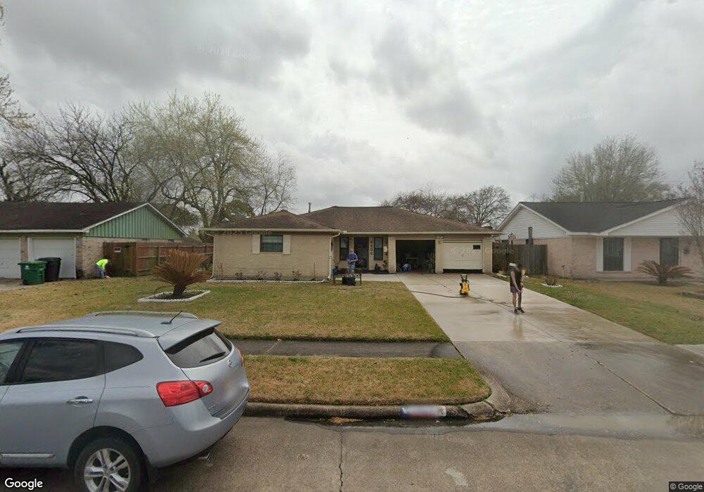 8406 Misty Vale Ln, Houston, TX 77075 - photo 1