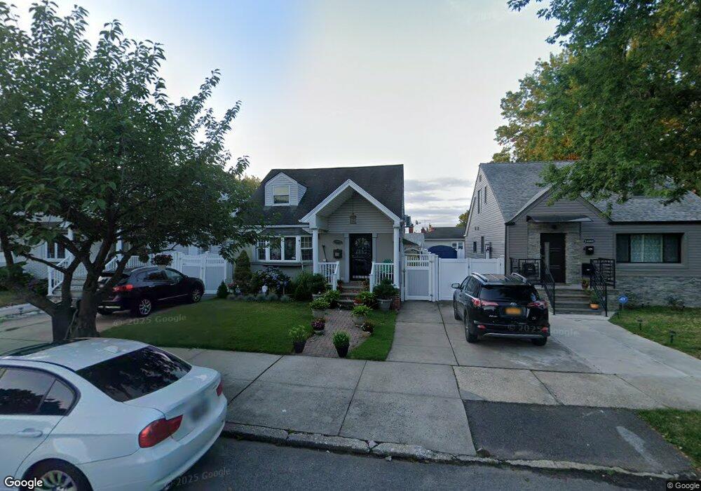 24012 83rd Ave, Bellerose, NY 11426 - photo 1