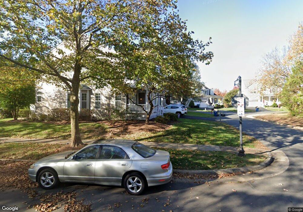 43563 Sorbonne Ln, Chantilly, VA 20152 - photo 1