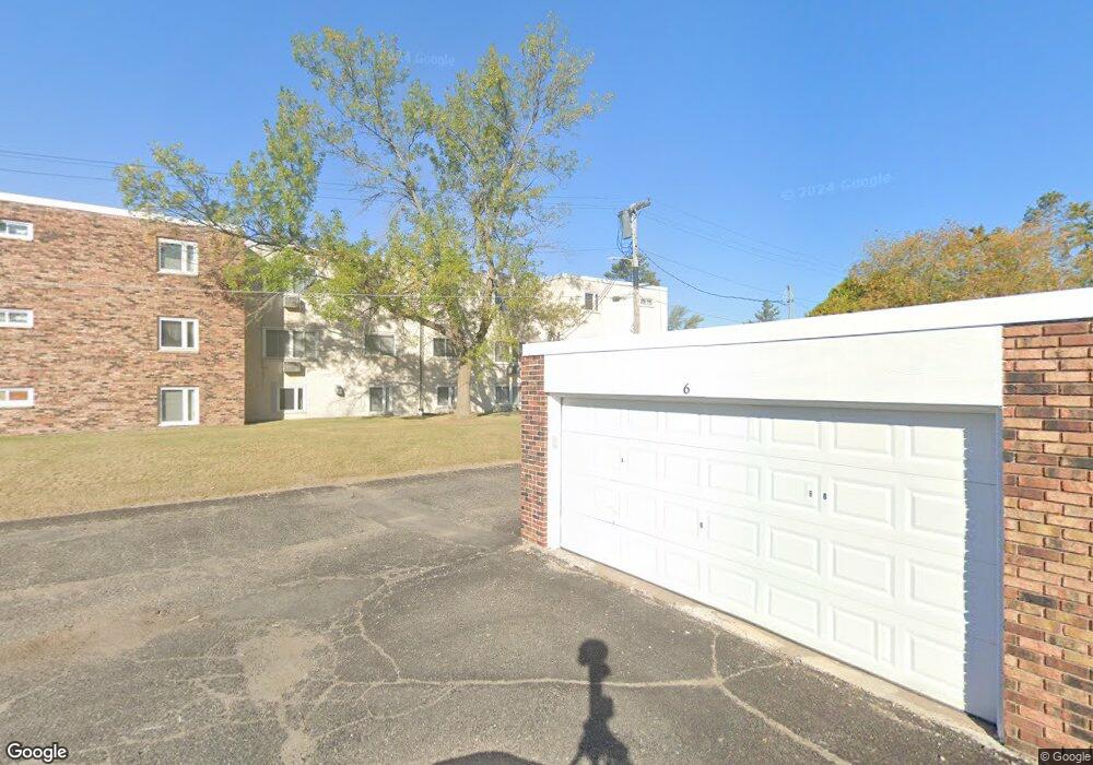 401 SE 10th St unit 2., Grand Rapids, MN 55744 - photo 1