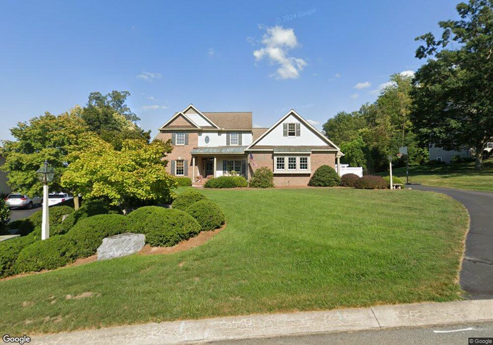 792 Chestnut Hill Dr, Columbia, PA 17512 - photo 1