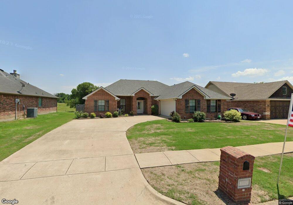 1007 Louise Ln, Ennis, TX 75119 - photo 1