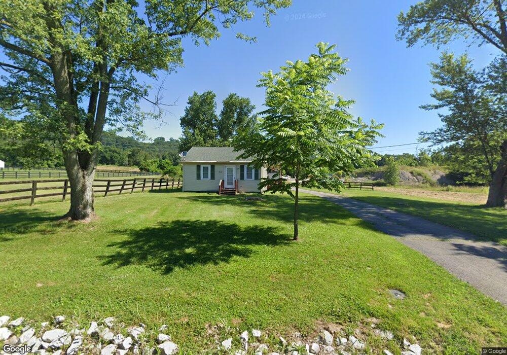 707 Payne Rd, New Albany, IN 47150 - photo 1