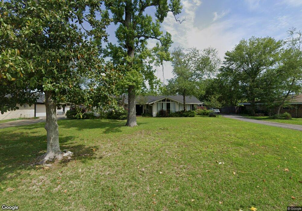 946 Terry Ln, Lake Charles, LA 70605 - photo 1