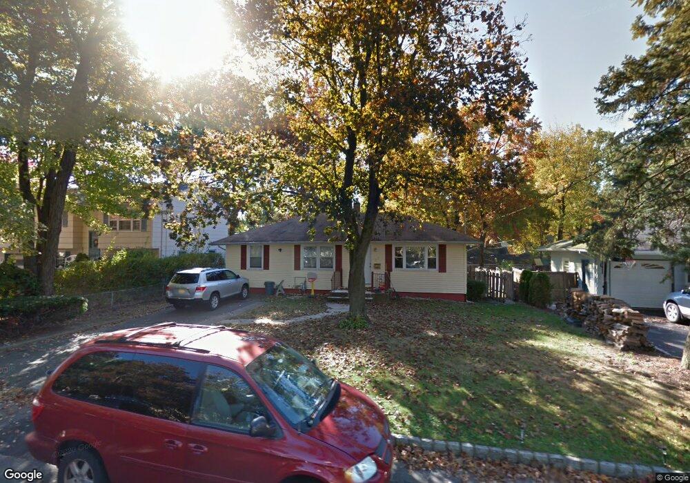 27 Beechwood Ave, Lake Hiawatha, NJ 07034 - photo 1