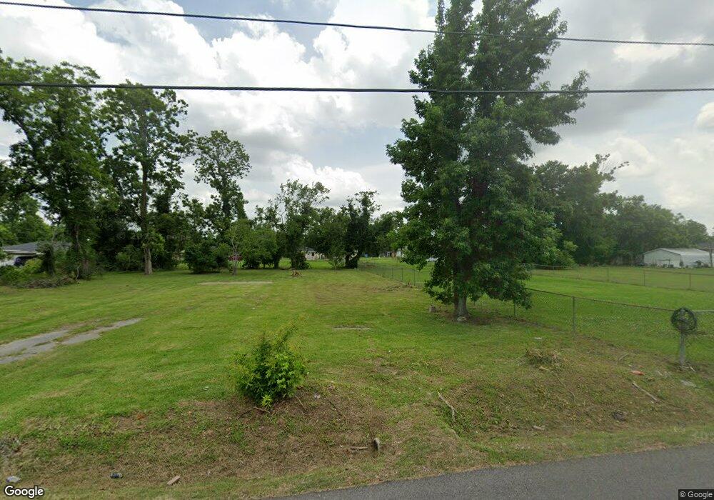 2114 Woodring St, Lake Charles, LA 70601 - photo 1